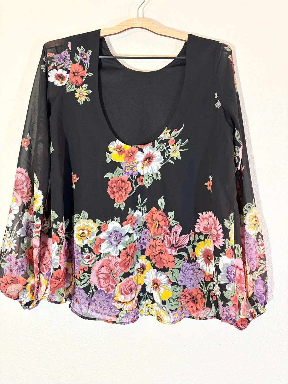 Show Me Your Mumu Women's Black Floral Long-Sleeve Casual Blouse Top Size S